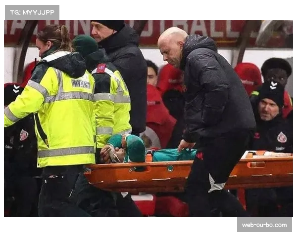 利物浦伤病名单持续更新,远藤航长期缺阵影响中场轮换 利物浦伤病名单持续更新,远藤航长期缺阵影响中场轮换